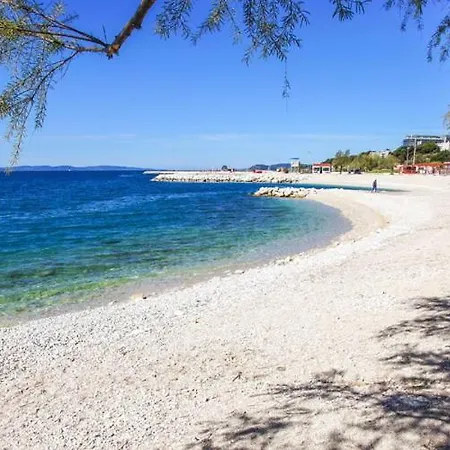 Beach Apartmnet Ante 2 アパート